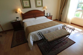 Hotel Lasa Sport  Валладолид